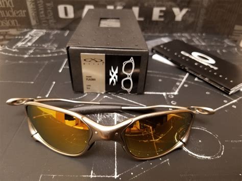 x metal oakley.